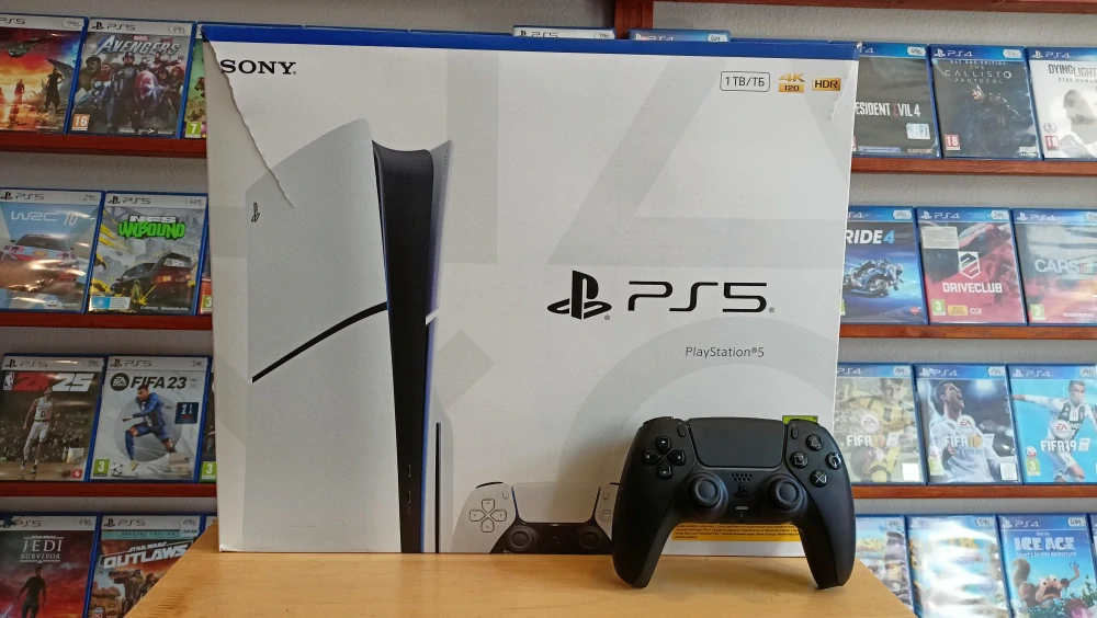 PlayStation 5 Slim 1TB + 2× DualSense