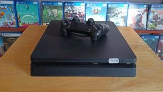PlayStation 4 Slim 500GB